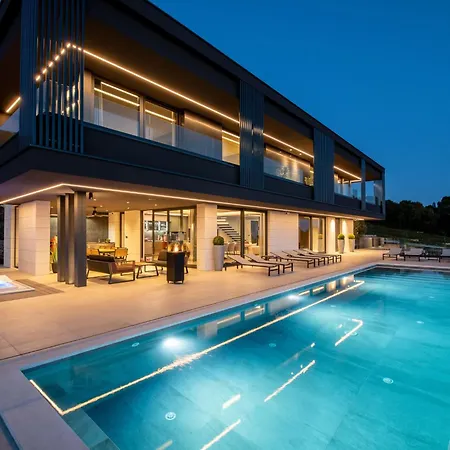 Villa Panoramica By Interhome Koromacno